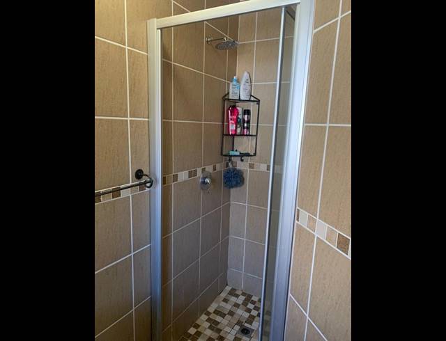 1 BEDROOM PROPERTY TO RENT IN DIE BULT